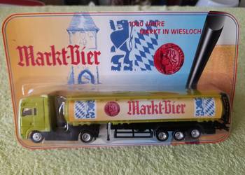 Kolekcjonerski model ciężarówki reklamowej