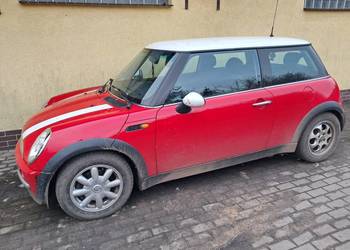 Syndyk sprzeda samochód mini cooper, rok prod. 2006