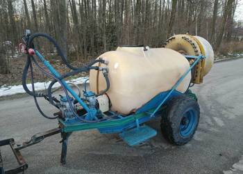 Opryskiwacz sadowniczy 1000l Ślęza bardzo ładny stan kompletny