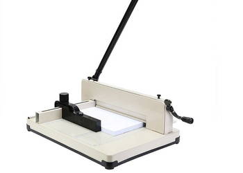 GILOTYNA DO CIĘCIA METALOWA Z DOCISKIEM A4, MODEL 858 do papieru stosu NOWA