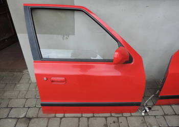 SKODA FELICJA HB 5D DRZWI PRAWE PRZEDNIE