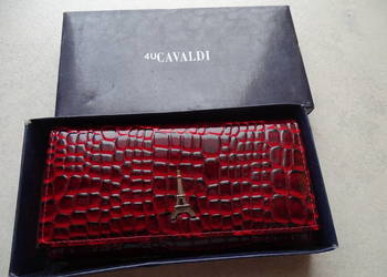 Duży portfel lakierowany z tworzywa firmy CAVALDI- czerwony