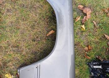 Mercedes w124 Blotnik lewy