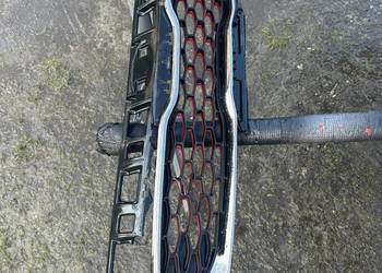 Atrapa (grill+ramka) do zderzaka przedniego Kia Ceed gt3