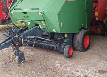 Prasa zwijająca FENDT 2600 V siatka, sznurek, zmiennokomorowa