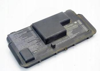 OSŁONA POKRYWA BEZPIECZNIKÓW AUDI 80 B4 8A0941801