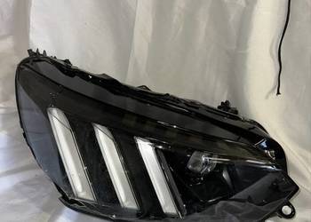 Peugeot 208 II Lampa przednia 9828333680