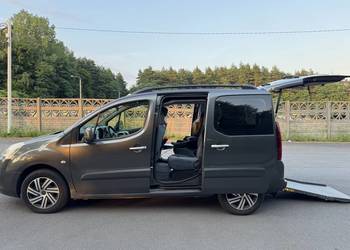 Citroen Berlingo Plus z platformą do wózka dostosowany