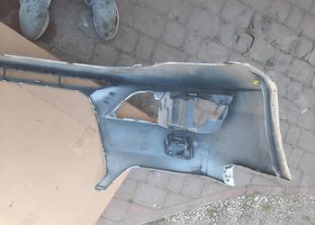 Zderzak a4 b8 lift uszkodzony