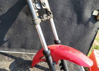 KAWASAKI GPZ  305 BŁOTNIK PRZÓD