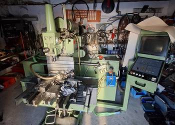 Frezarka CNC MAHO MH 500 C | Bogaty zestaw narzędzi ISO 40 | 2 Imadła