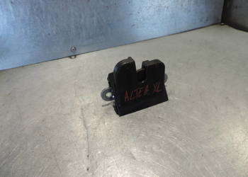 ZAMEK KLAPY TYŁ SEAT ALTEA 5P8827505