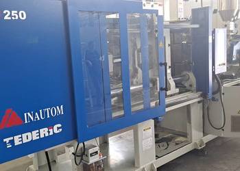 Wtryskarka Tederic D250 + robot Switek