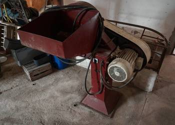 Śrutownik bijakowy, rozdrabniacz 11kw Śrutownik bijakowy, rozdrabniacz 11kw