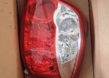 LAMPA LEWA  TYŁ TOYOTA AURIS E15