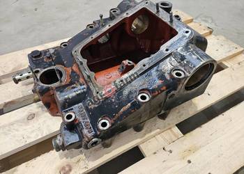 Obudowa podnośnika Deutz-Fahr Agrostar 6.61