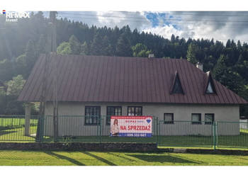 Dom w Zawoi: Inwestycja z Widokiem na Góry