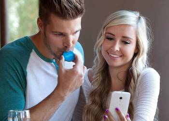 Breathometer Breeze bezprzewodowy oddechomierz z  alkomatem do smartfona