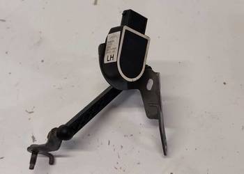 VOLVO XC40 CZUJNIK POZIOMOWANIA LEWY PRZÓD 32221957