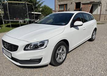 Volvo V60 super stan