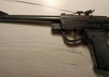 Wiatrówka Łucznik wz. 70