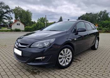 Opel Astra J Sports Tourer Kombi 2016 Polift Diesel Dobrze wyposażona