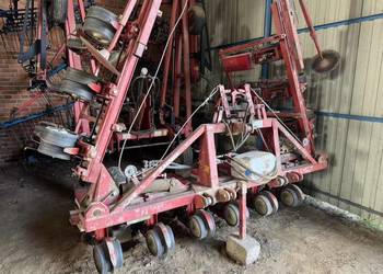 siewnik do buraków punktowy kverneland monopil accord 12rz składany