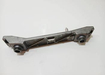 UCHWYT ŁOŻYSKA GŁOWNEGO LEWY BMW E93 7157263