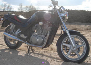 Suzuki VX800 1991 – klasyk w bardzo dobrym stanie, gotowy do sezonu
