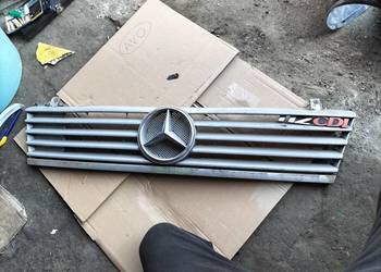 GRILL ATRAPA  MERCEDES VITO W638 A6388880415