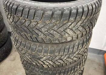 Opony zimowe Dunlop 205/55/16 4 sztuki - 2017 rok