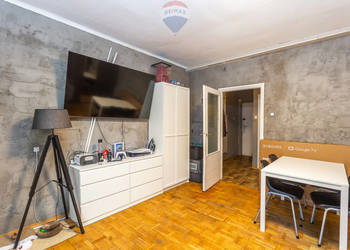 34 m² z balkonem blisko PŁ do remontu i aranżacji