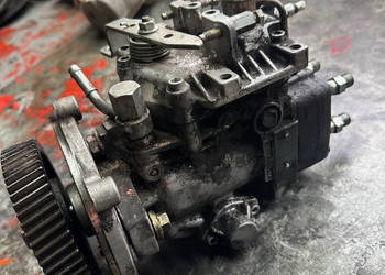 części wózek widłowy TOYOTA pompa wtryskowa 1DZIII DENSO 22100-UC230