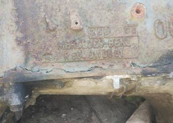 Sprzedam silnik skrzynia biegów Mercedes w124