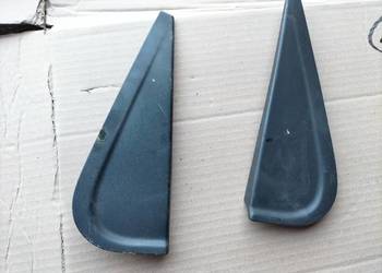 FORD MONDEO KOMBI MK2 zaśepka emblemat trójkąt drzwi