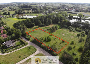 Działka budowlana 3005 m² – Trzcińsk
