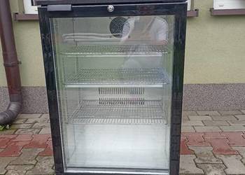 Szafa chłodnicza witryna przeszklona