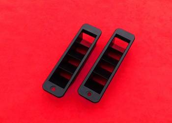 Kratki wentylacyjne na słupki Fiat 126p 126 pierwsza seria nowe