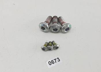 SRUBA SRUBY TARCZY TYL  YAMAHA XSR 125