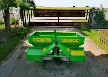 Rozsiewacz nawozu unia mx 400
