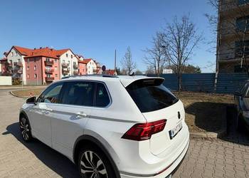Volkswagen Tiguan R-Line eHybrid 245 KM Plug-in | 2021 | Salon Polska | Bia