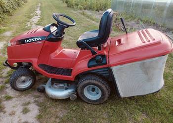 Kosiarka traktorek Honda 2417 z koszem