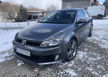 Volkswagen Jetta GLI 2.0 tsi 211km