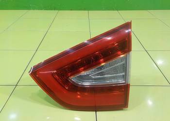 HYUNDAI ix35 I LIFT 2.0 CRDI 14r 5D lampa prawa tyl w klapie