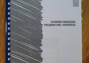 Podręcznik Opiekun Medyczny - Czynności higieniczno pielęgnac. i opiekuńcze