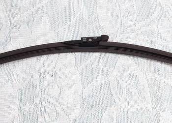 PIÓRO WYCIERACZKI MERCEDES W164 W251 A2518200645
