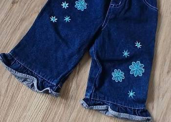 Spodnie z haftowanymi kwiatkami