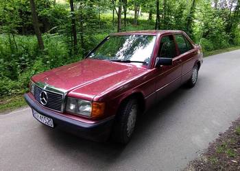 Mercedes w201 190e 1,8 benzyna ładne wnętrze