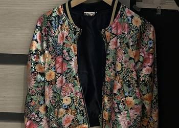Kurtka w kwiatki