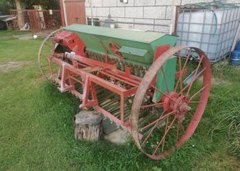 Siewnik zbożowy 19 lejkowy oryginalny